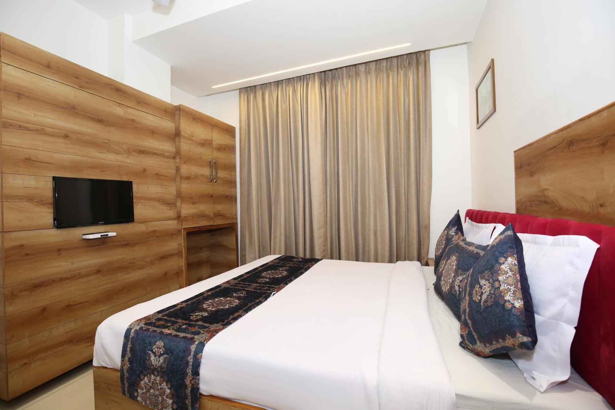Hotel Rv Regency Amritsar Buitenkant foto