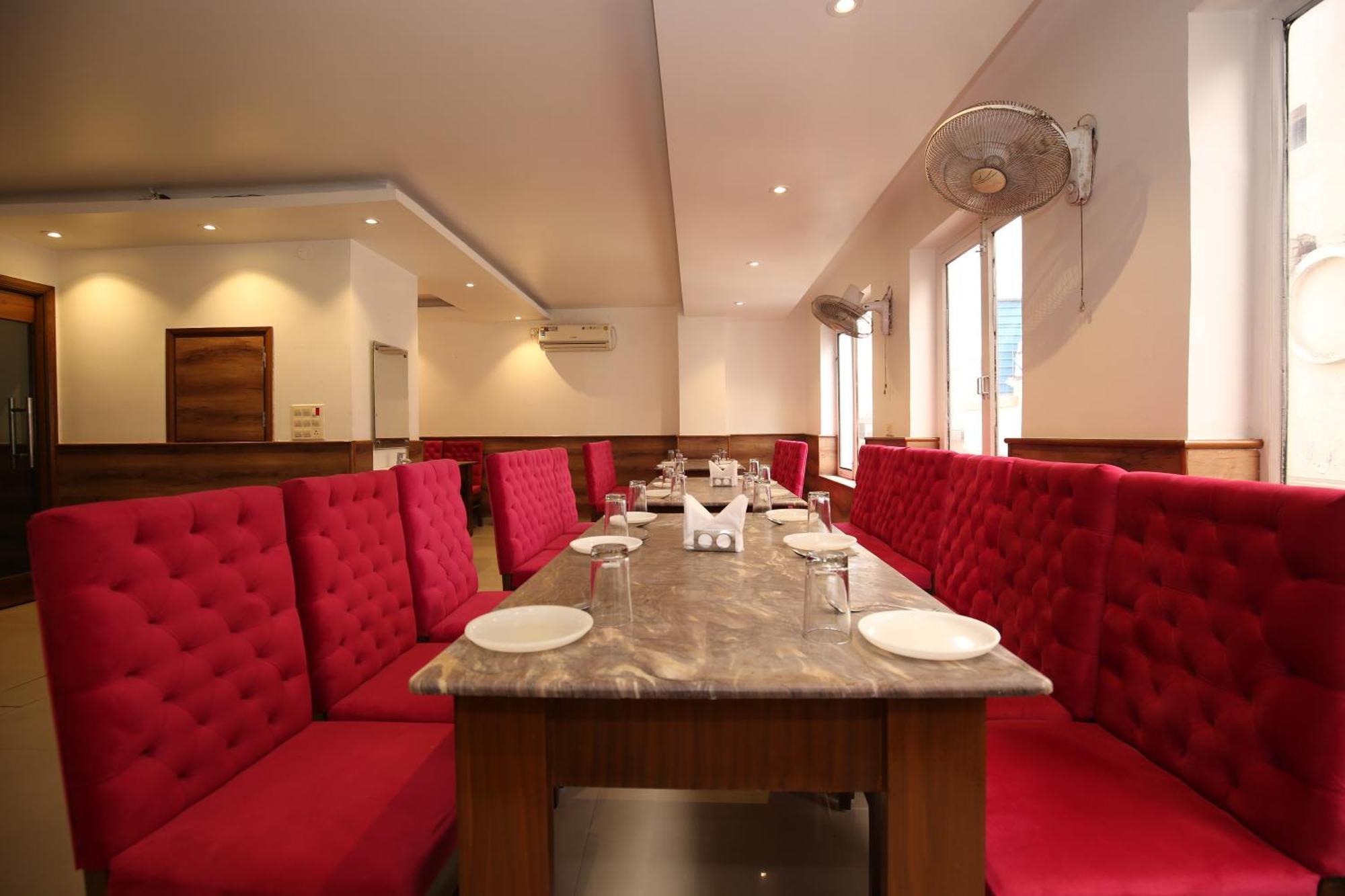 Hotel Rv Regency Amritsar Buitenkant foto