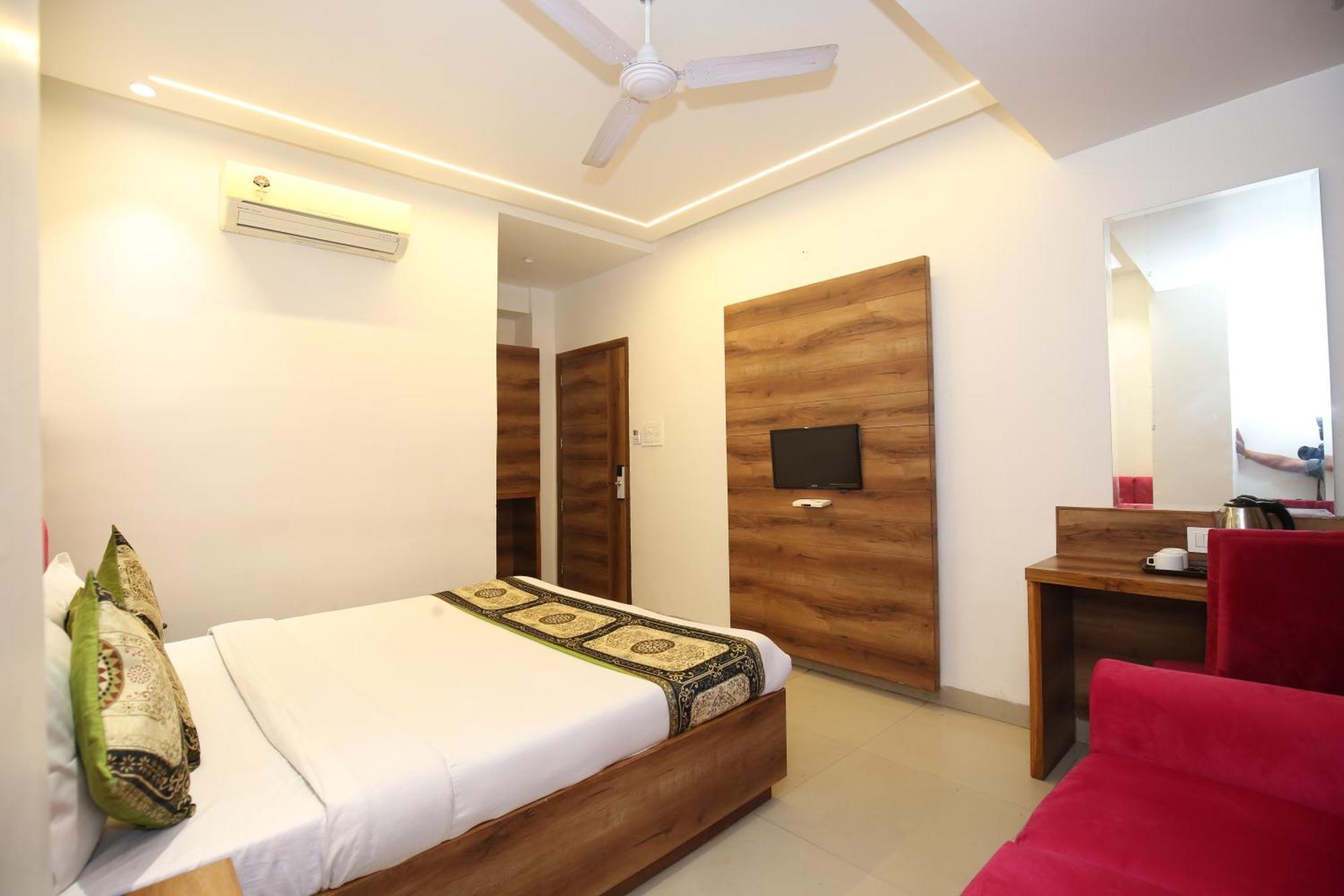 Hotel Rv Regency Amritsar Buitenkant foto