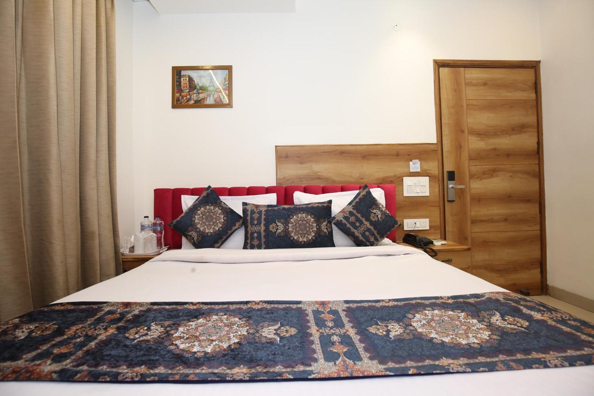Hotel Rv Regency Amritsar Buitenkant foto